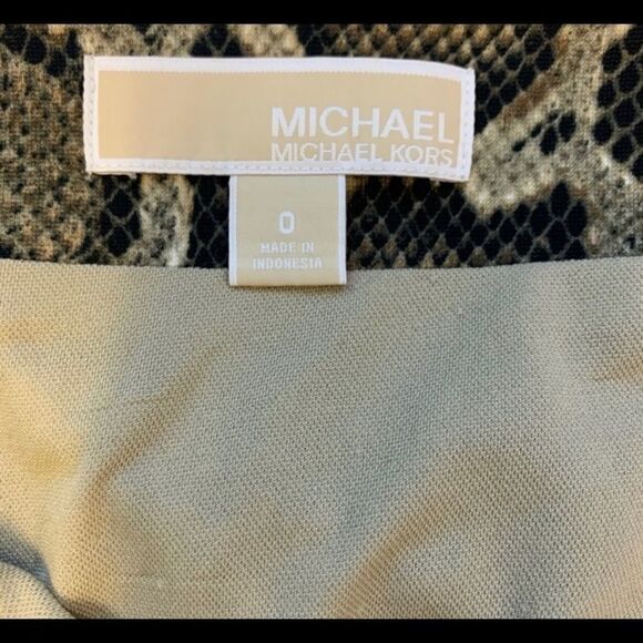 Michael Kors green snake print skirt size 0 - Picture 8 of 8
